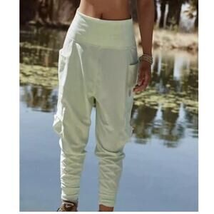 Free People Movement Pants Womens Sz S /XS Take A Hike Ribbed Harem Cargo Jogger
